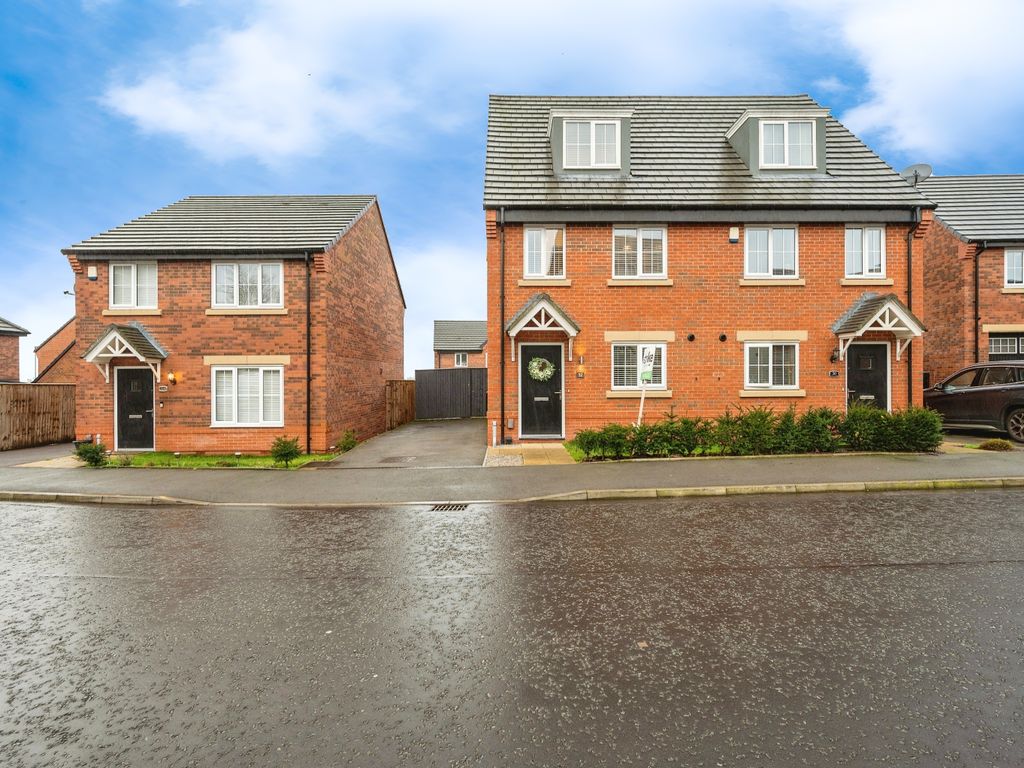 3 bed semidetached house for sale in Brimstone Drive, NewtonLeWillows, Merseyside WA12, £