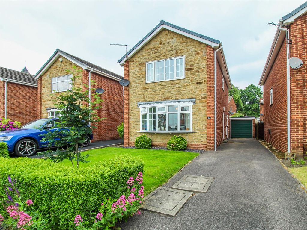 3 bed property for sale in Orchard Close, Horbury, Wakefield WF4, £