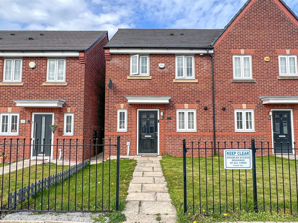 3 bed semidetached house for sale in Byron Terrace, Partington Street, Failsworth, Manchester