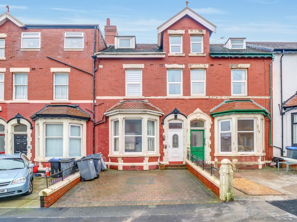 6 bed terraced house for sale in Hesketh Avenue, Bispham, Blackpool FY2