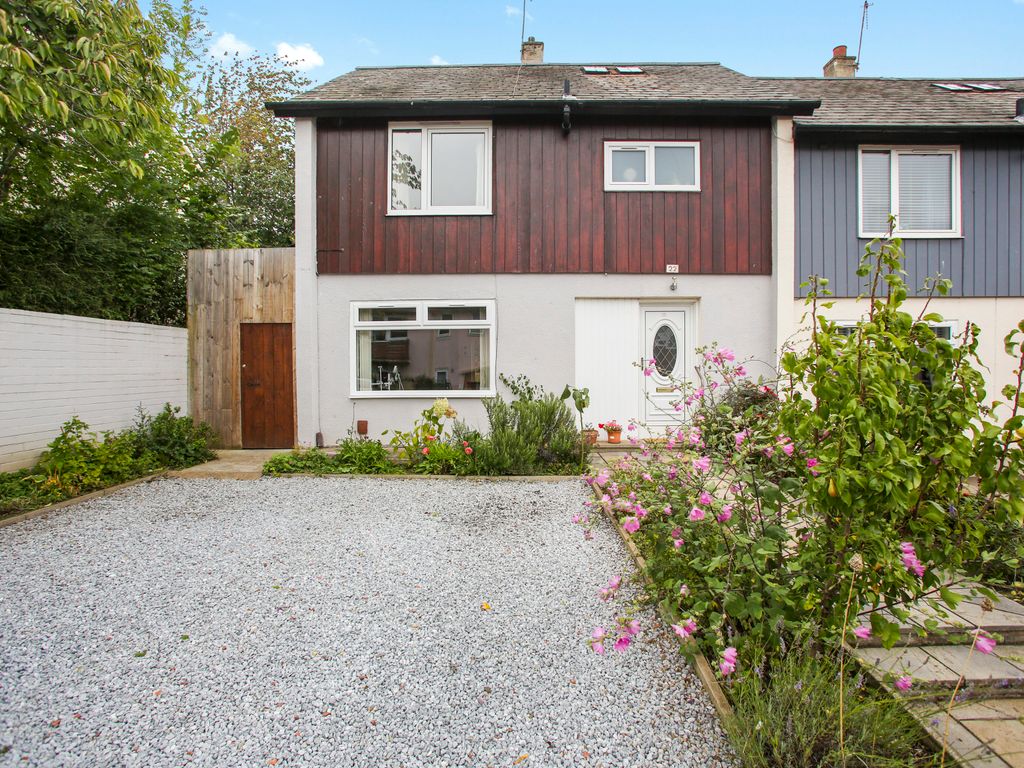 3 bed end terrace house for sale in 22 Lady Nairne Crescent