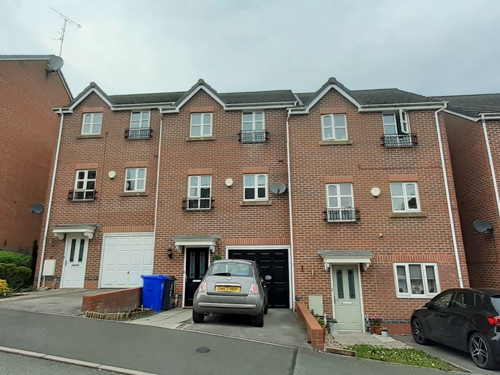 3 bed mews house to rent in Oakfield Close, Norton, StokeOnTrent ST6 Zoopla