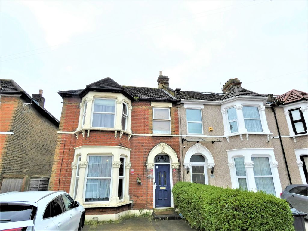 3 bed semidetached house for sale in Kinfauns Road, Ilford IG3 Zoopla