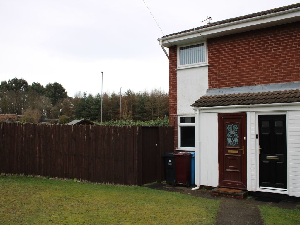 2 bed terraced house to rent in Braemar Close, Whiston, Prescot L35, £