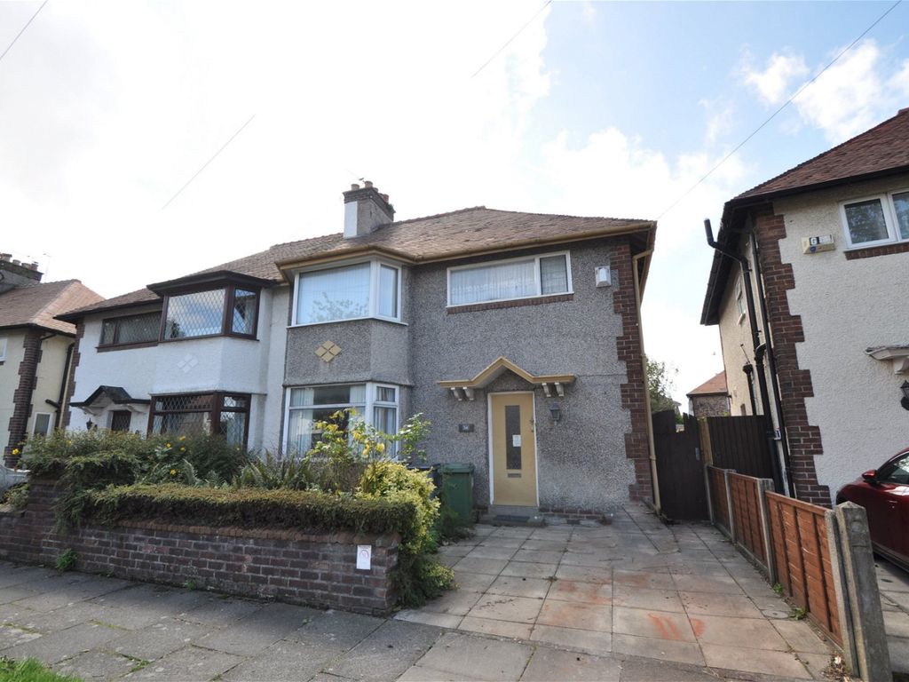 3 bed semidetached house for sale in Fieldway, Wallasey CH45, £200,000