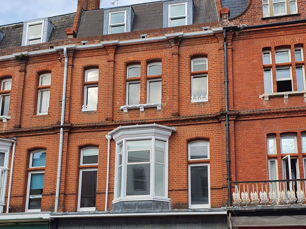 Flatlets, Bournemouth BH1