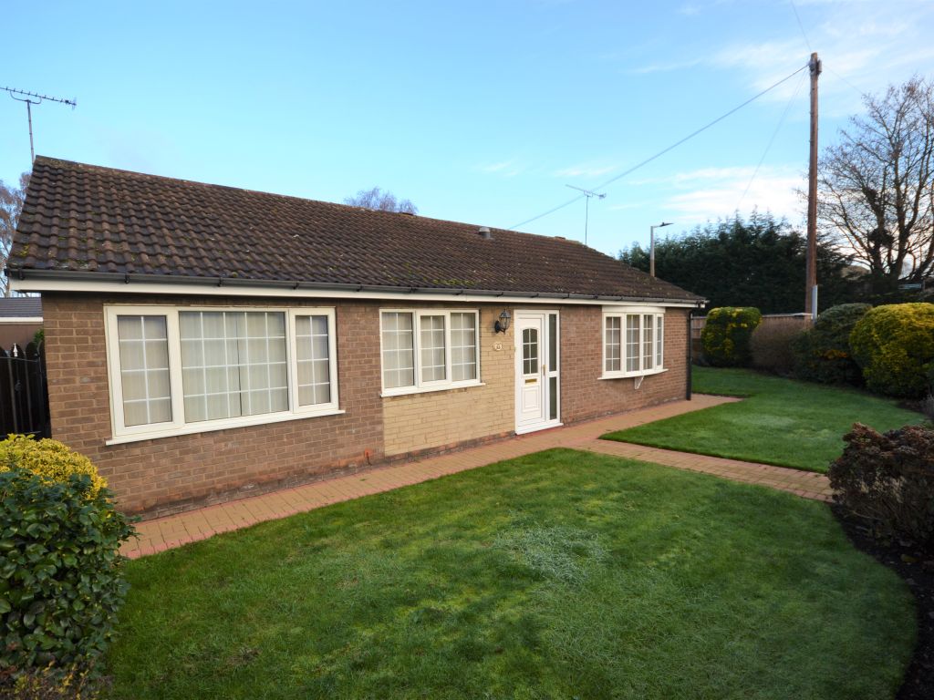 3 bed detached bungalow for sale in Main Street, Auckley, Doncaster DN9