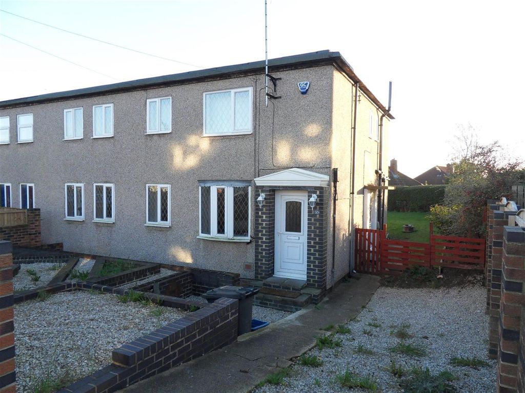 3 bed flat to rent in Meadow View, Sherburn In Elmet, Leeds LS25 Zoopla