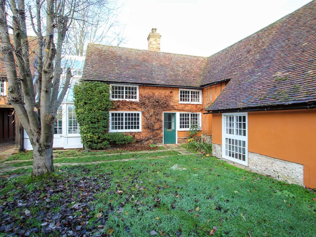 7 bed detached house to rent in South End, Bassingbourn, Royston SG8