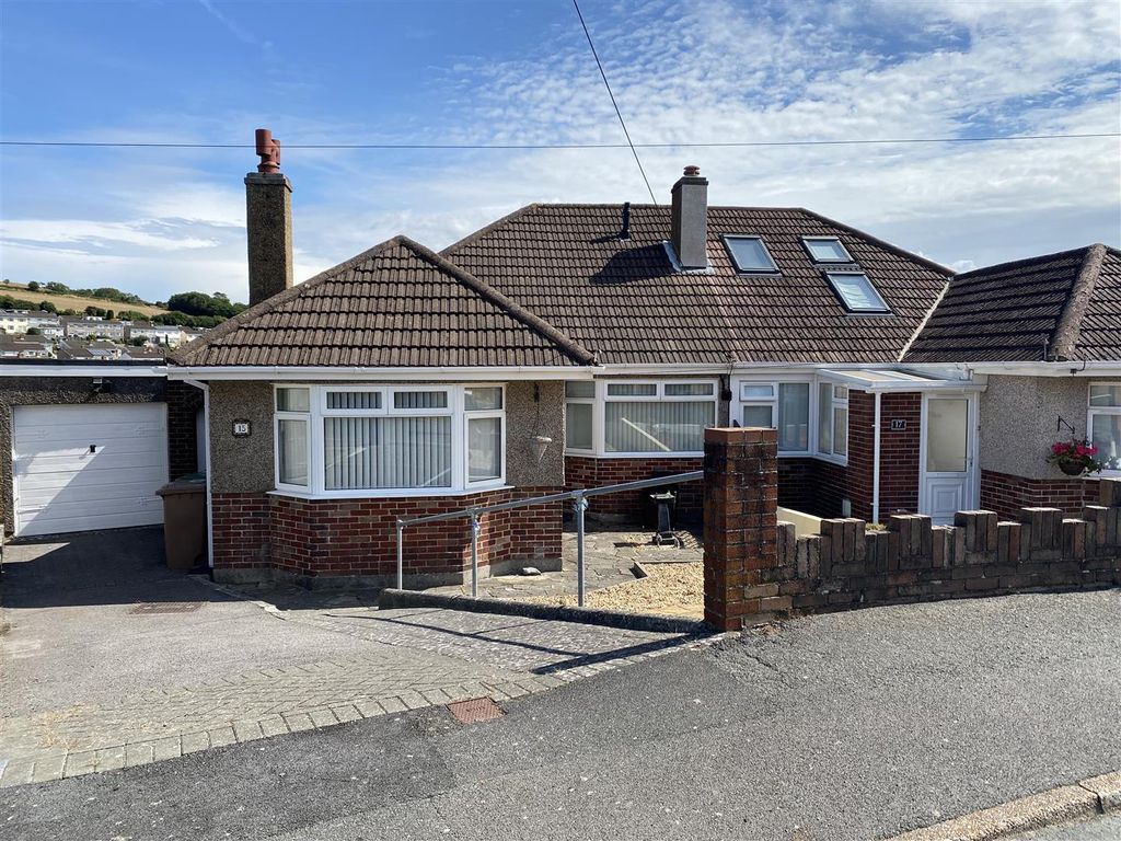 3 bed semidetached bungalow for sale in Highbury Crescent, Plympton