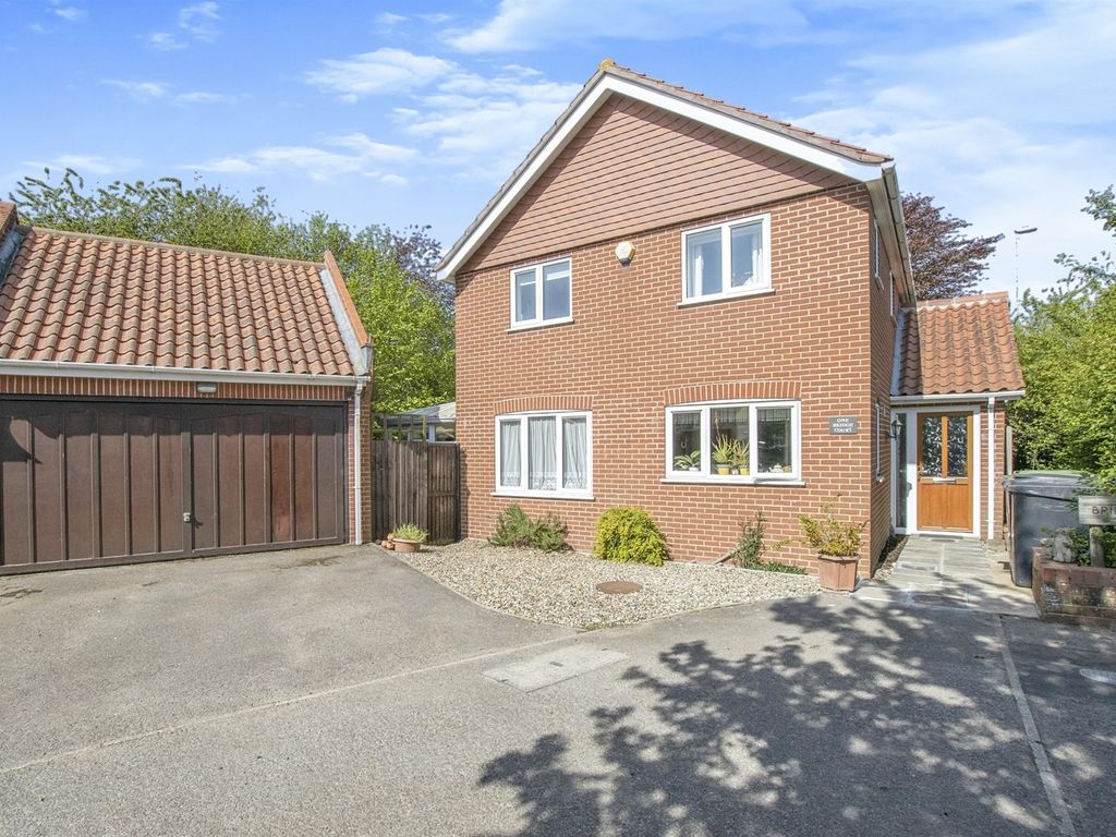 4 bed detached house for sale in Cromer Road, North Walsham NR28 Zoopla