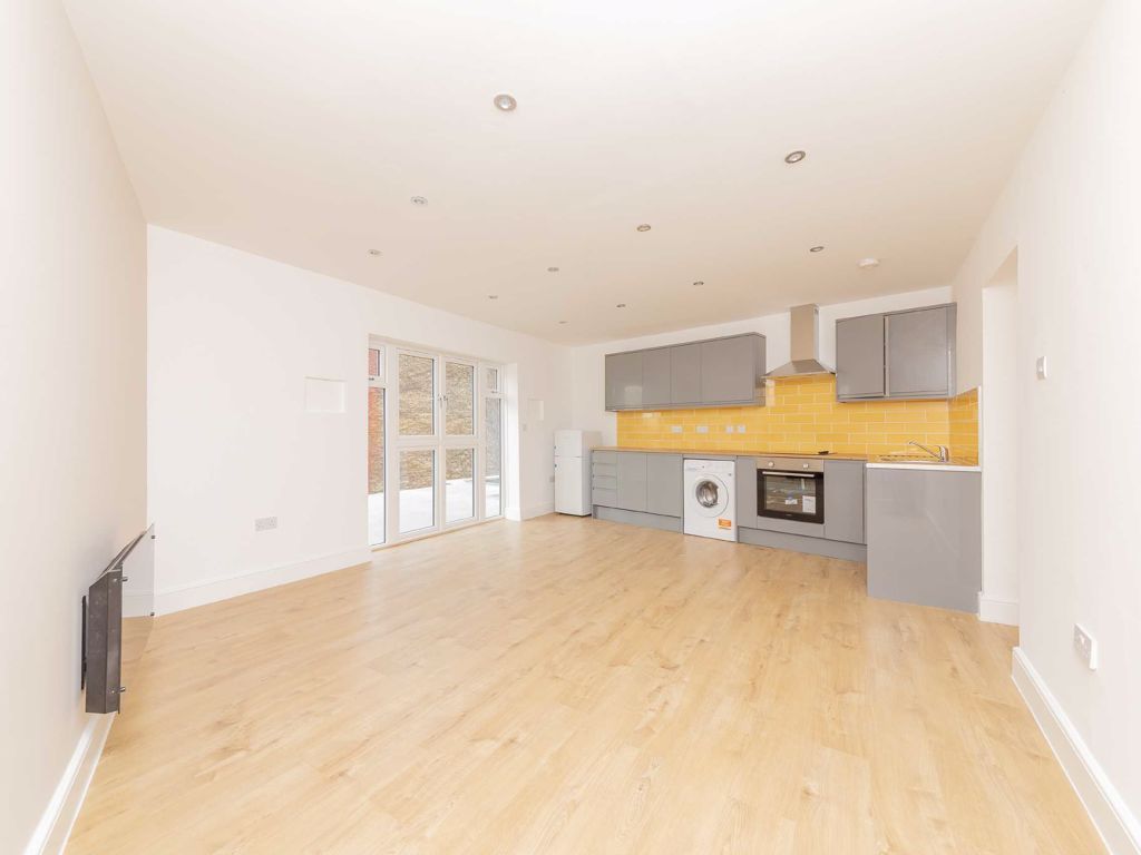 2 bed flat to rent in Cavendish Road, London SW12 Zoopla