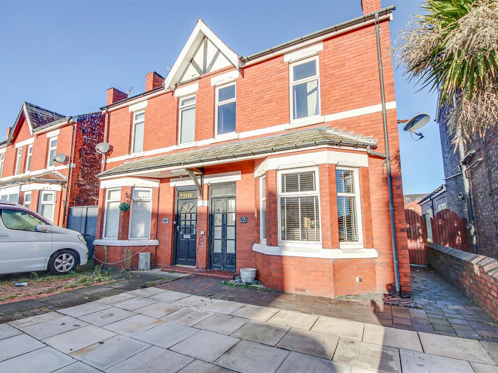 2 bed semidetached house for sale in Pitt Street, Southport PR9, £
