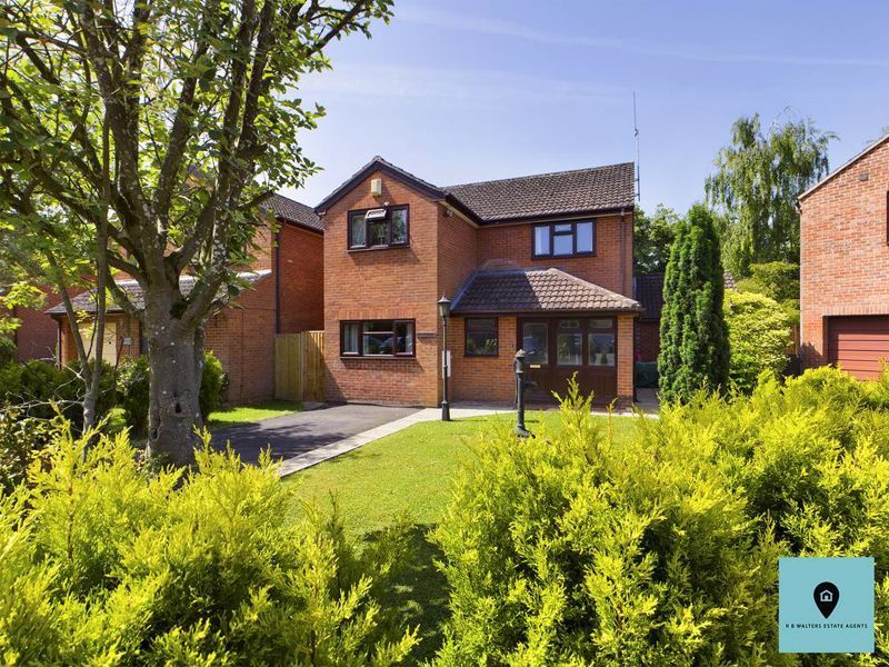 4 bed detached house for sale in Lake Lane, Frampton On Severn