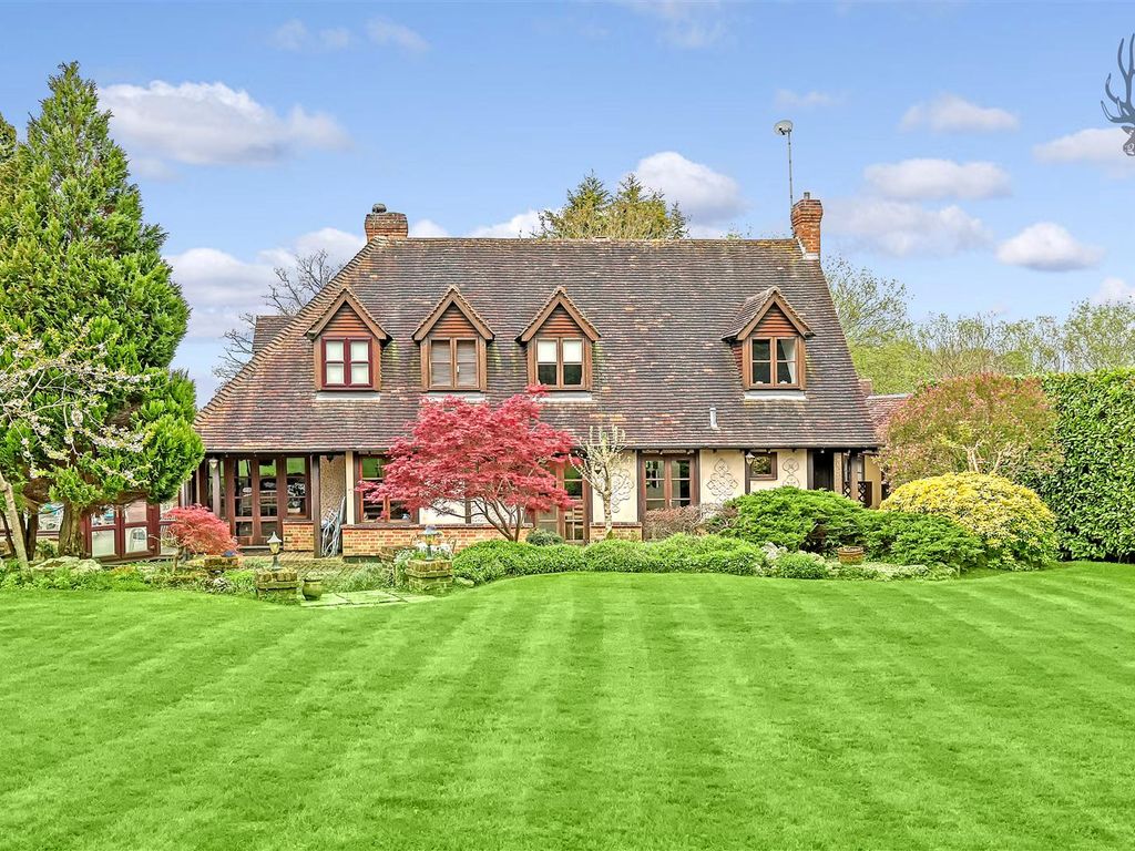 5 bed property for sale in Green Lane, Bury Road, Chingford E4, £1,850,000 Zoopla