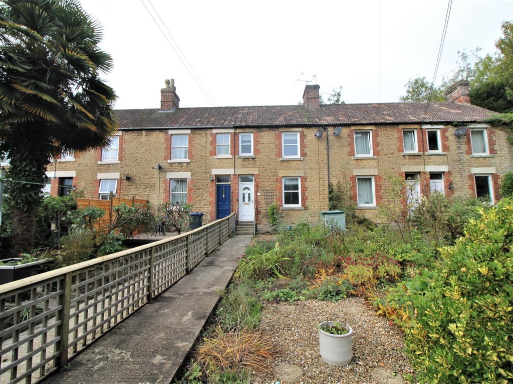 2 bed terraced house to rent in Providence Terrace, Chippenham SN15, £