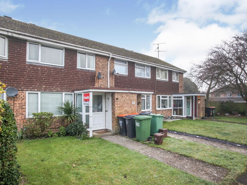 3 bed terraced house for sale in Suncote Avenue, Dunstable LU6 Zoopla