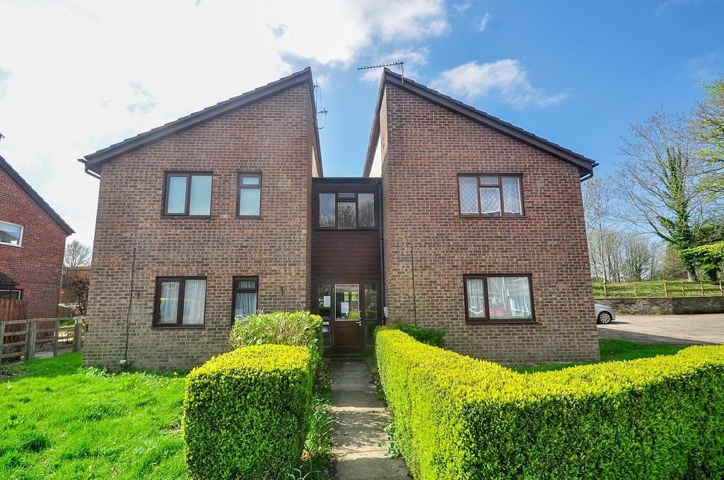 2 bed flat for sale in St. Brides Gardens, Newport NP20, £110,000 Zoopla