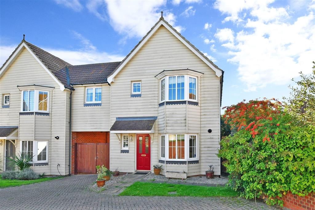 4 bed linkdetached house for sale in Pochard Crescent, Stillwater Park