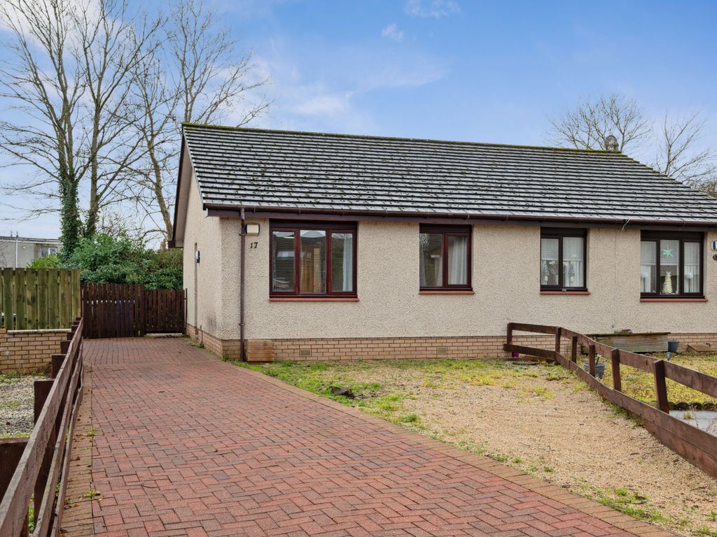 2 bed bungalow for sale in Inglis Court, Stonehouse, Larkhall ML9, £135,000 Zoopla