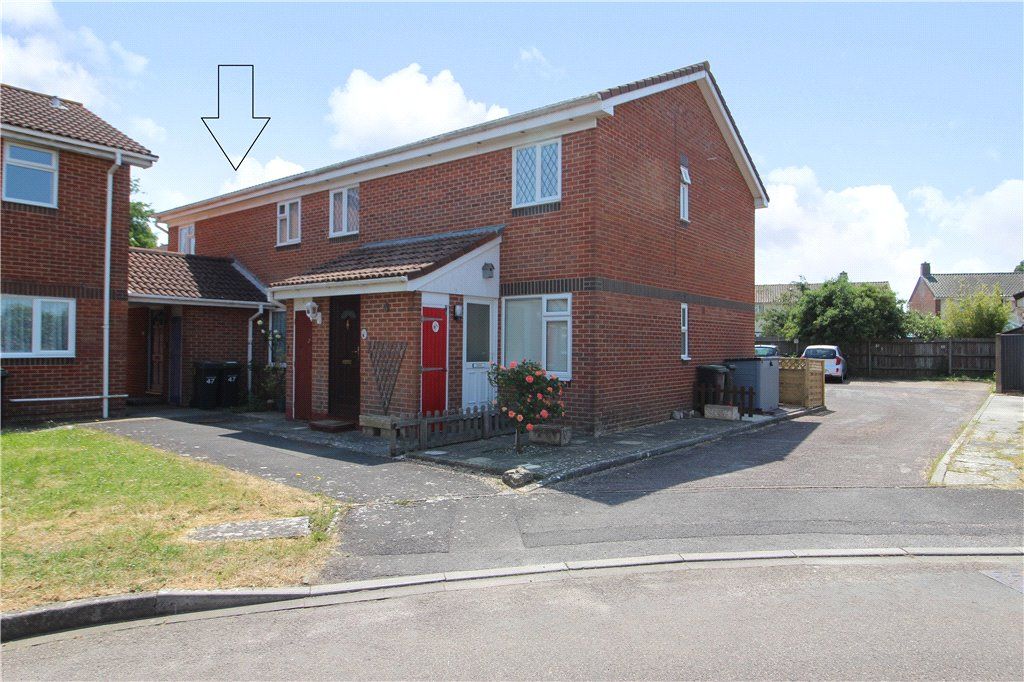 2 bed for sale in Cowslip Close, Gosport, Hampshire PO13