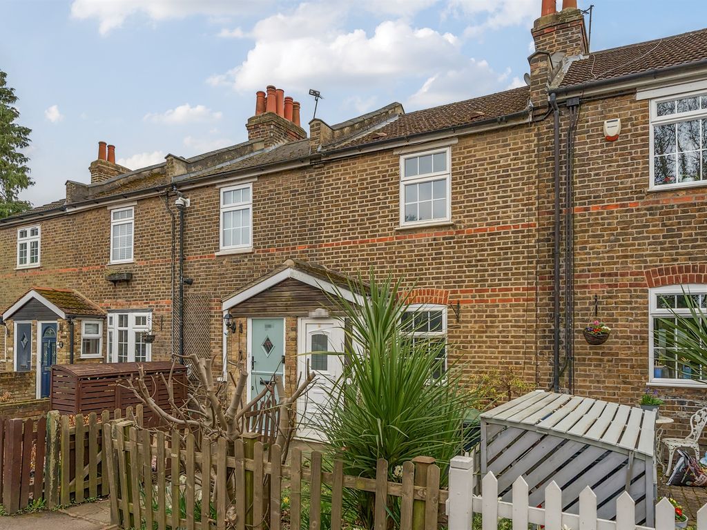 3 bed terraced house for sale in The Ridgeway, Enfield EN2, £450,000