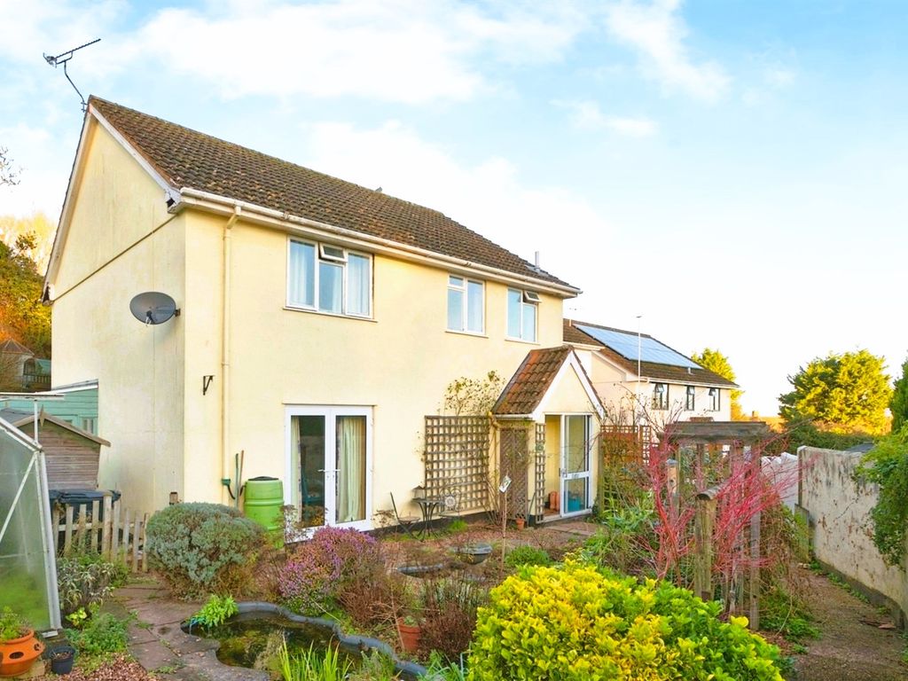 3 bed link detached house for sale in Manor Road, Minehead TA24, £