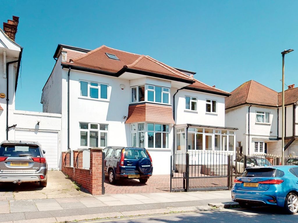 Alderton Crescent, London, Greater London NW4