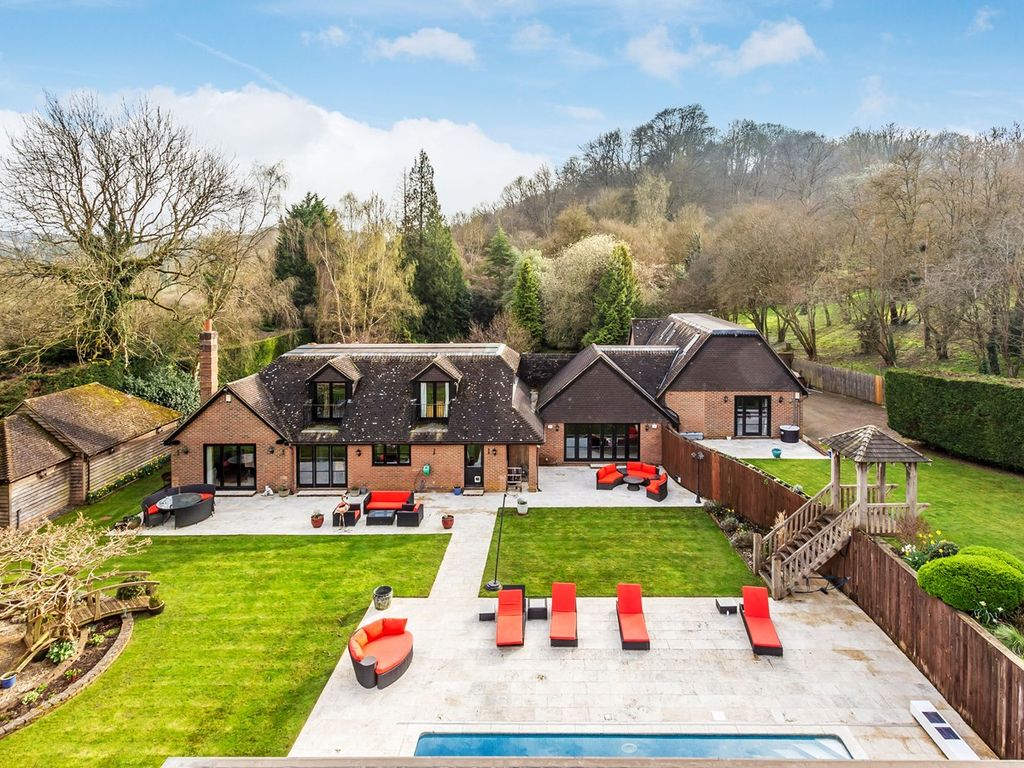 6 bed detached house for sale in Hills Lane, Otford Hills, Sevenoaks