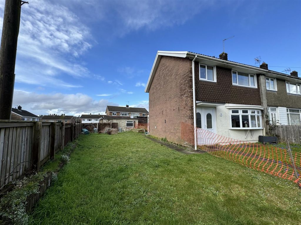Land for sale in Shakespeare Close, Caldicot NP26, £67,500 Zoopla