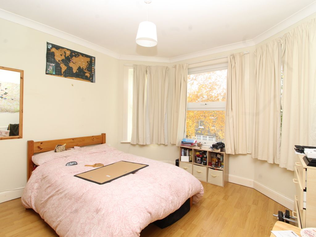 4 bed flat to rent in Lawley Street, London E5, £3,200 pcm Zoopla
