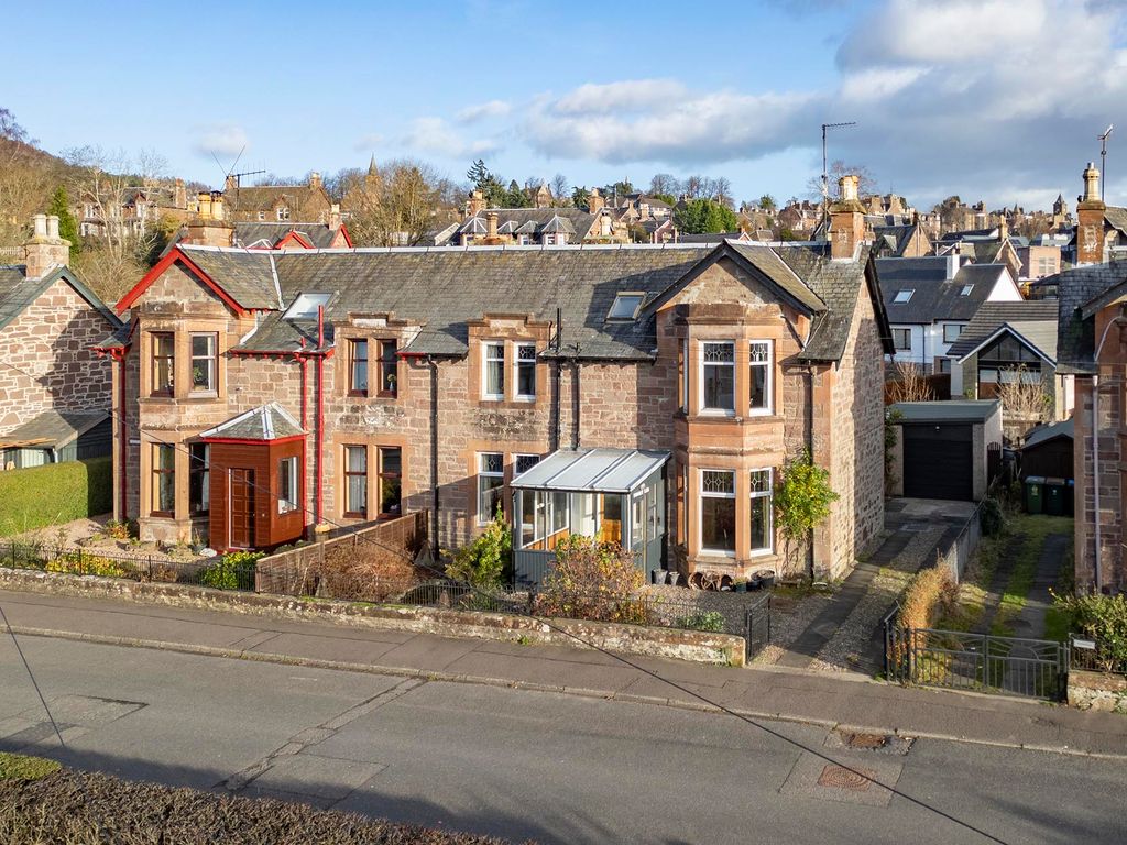 4 bed semidetached house for sale in Sauchie Road, Crieff PH7, £