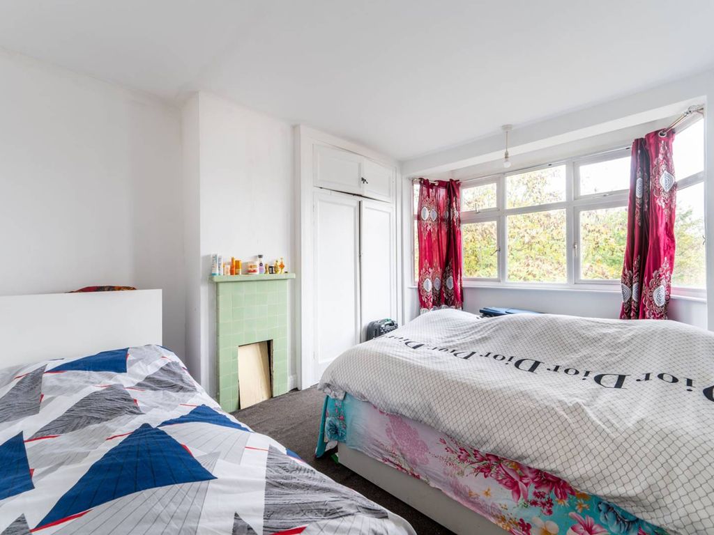 3 bed semidetached house for sale in The Fairway, North Wembley