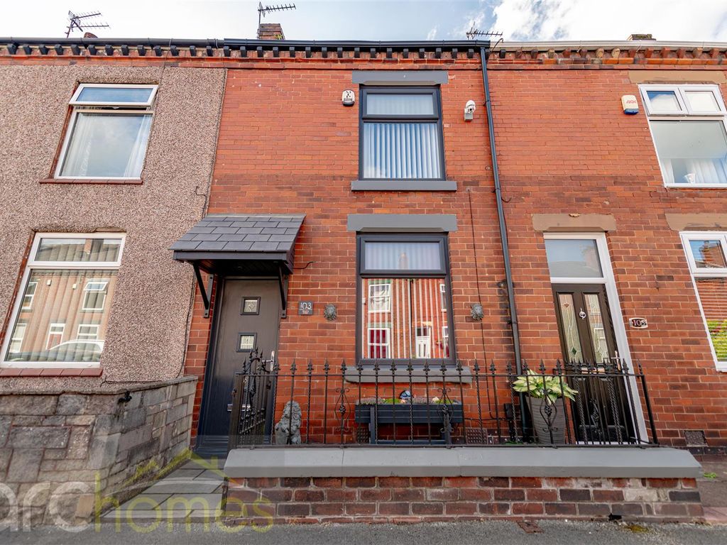 2 bed terraced house for sale in Selwyn Street, Leigh WN7, £115,000