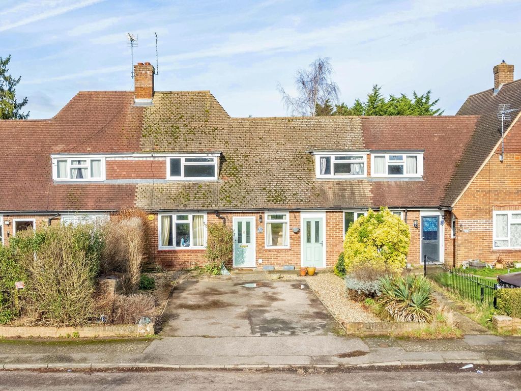 3 bed terraced house for sale in Sleapshyde Lane, Smallford, St. Albans