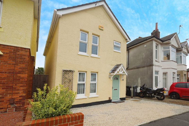 4 bed detached house for sale in Pine Road, Winton, Bournemouth BH9, £