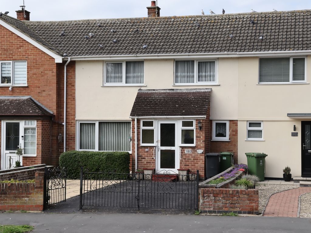 3 bed terraced house for sale in Shaftesbury Avenue, Park South