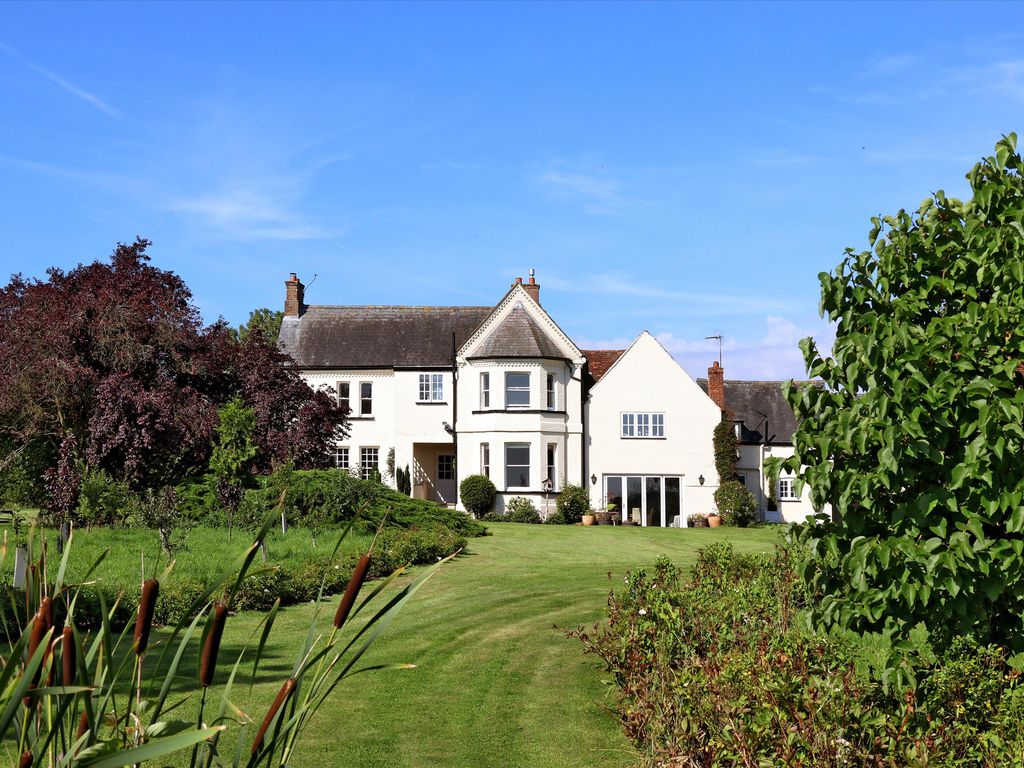6 bed detached house for sale in Winslow, Buckinghamshire MK18, £1,800,000 Zoopla