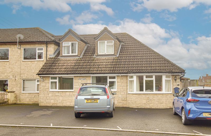 2 bed flat to rent in The Croft, Trowbridge BA14 Zoopla