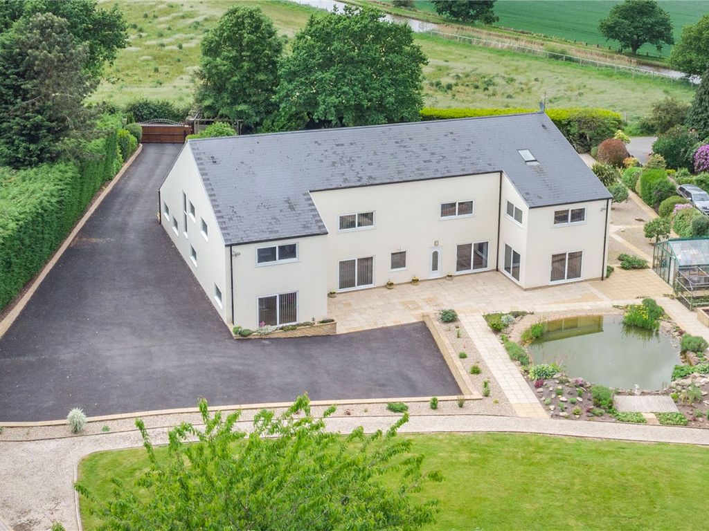 7 bed detached house for sale in Delph Lane, Daresbury, Warrington WA4