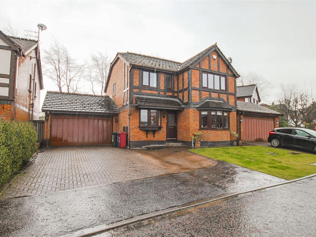 4 bed detached house for sale in The Rydings, Langho, Blackburn BB6