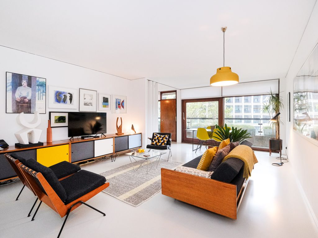 1 bed flat for sale in Barbican, London EC2Y, £820,000 Zoopla
