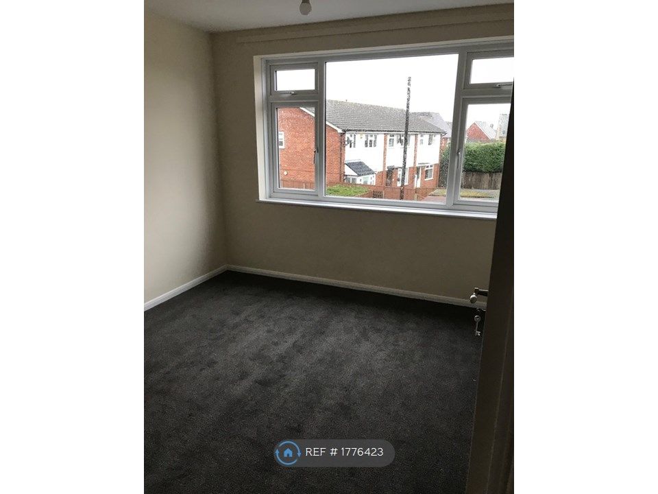 2 bed flat to rent in Fyfield Road, Ongar CM5 Zoopla