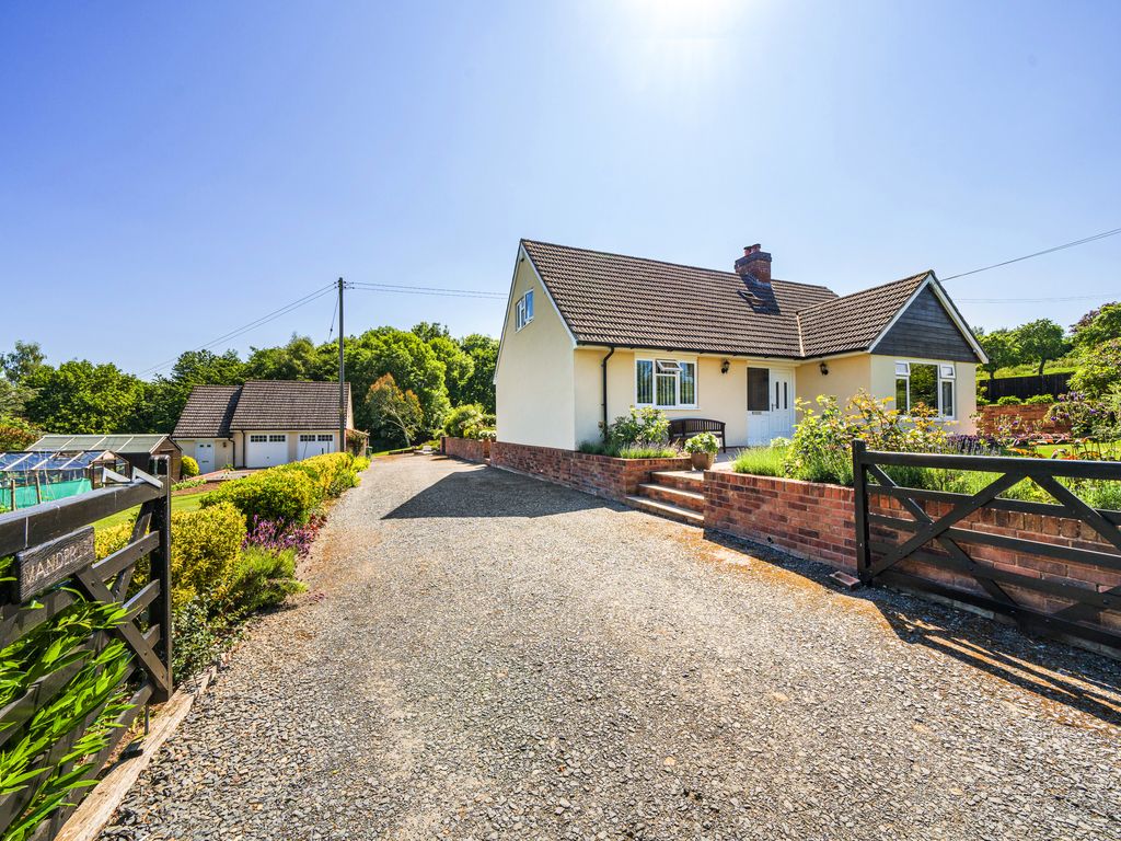 4 bed detached bungalow for sale in Manderley, Hanley William, Tenbury