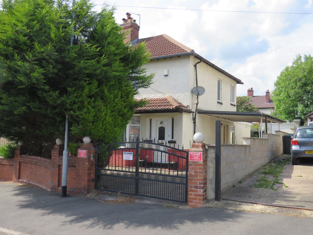 Easterly Crescent Leeds LS8  