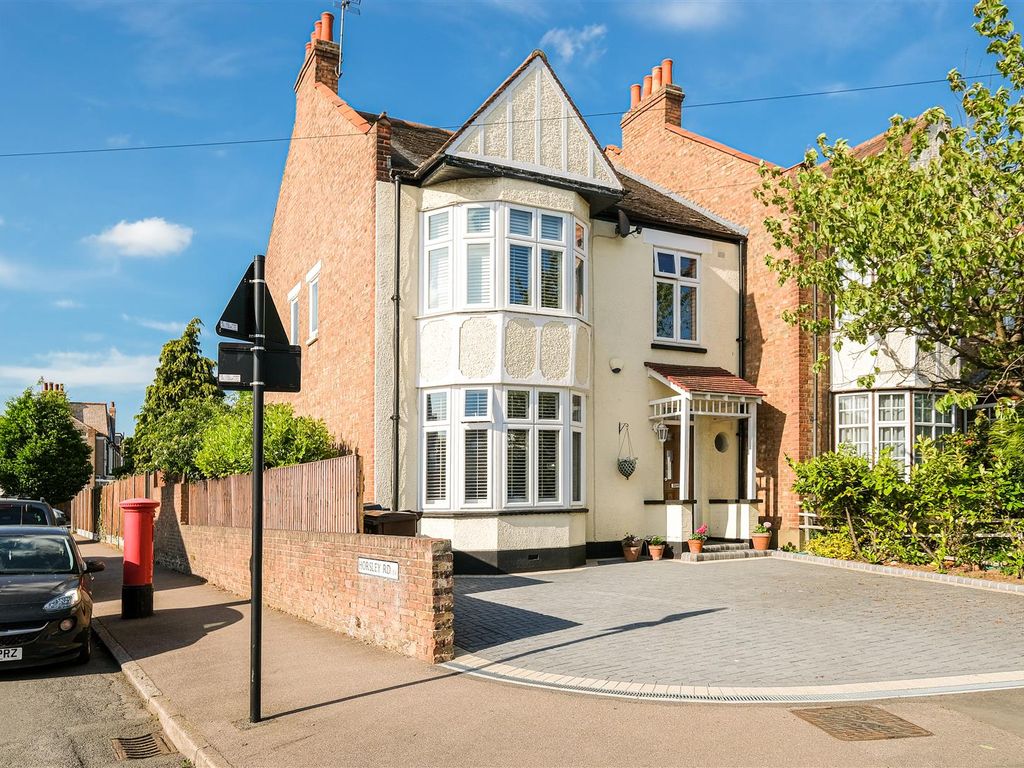 4 bed semidetached house for sale in Endlebury Road, London E4 Zoopla