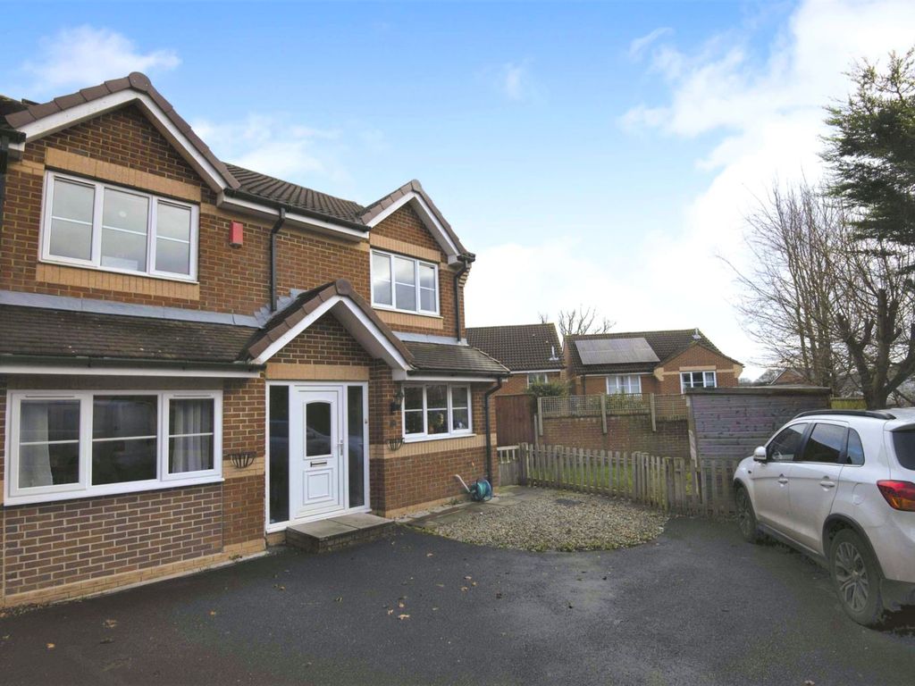 4 bed detached house for sale in Saxon Way, Cullompton EX15 Zoopla