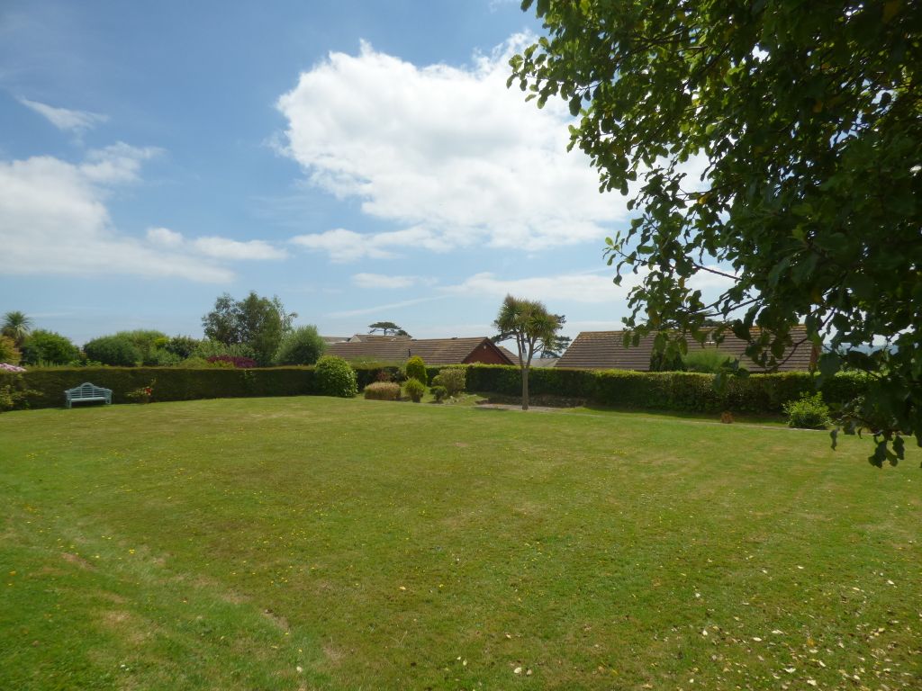 1 bed flat to rent in Second Drive, Teignmouth TQ14 Zoopla