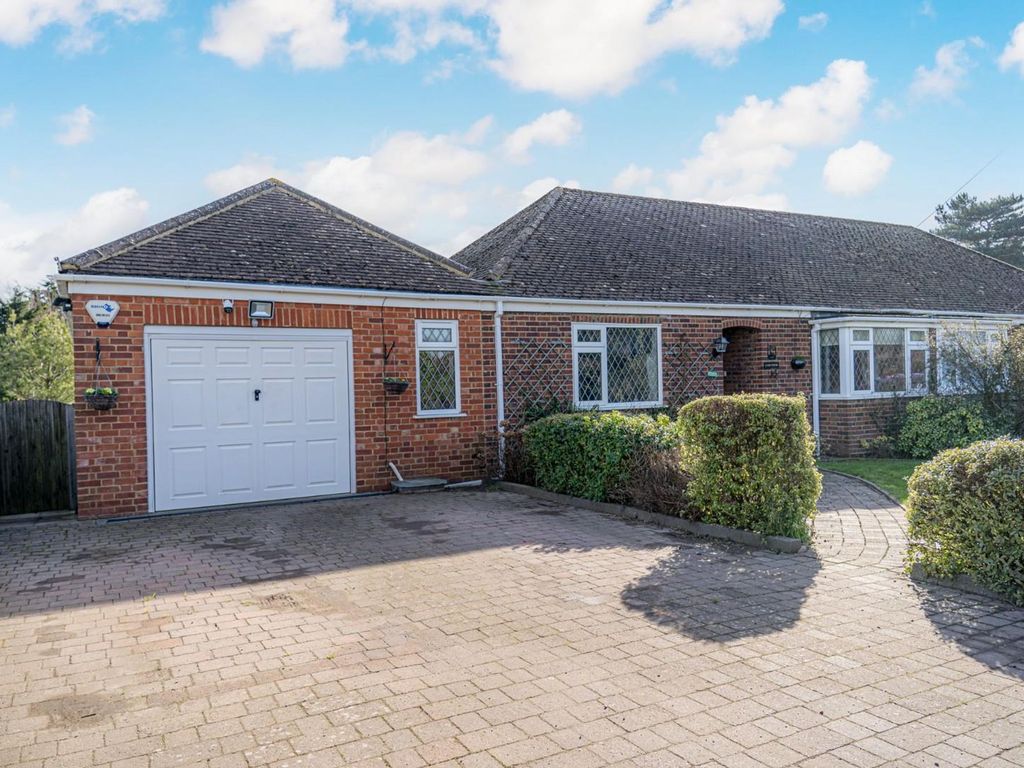 3 bed bungalow for sale in Maypole Lane, Hoath CT3 Zoopla