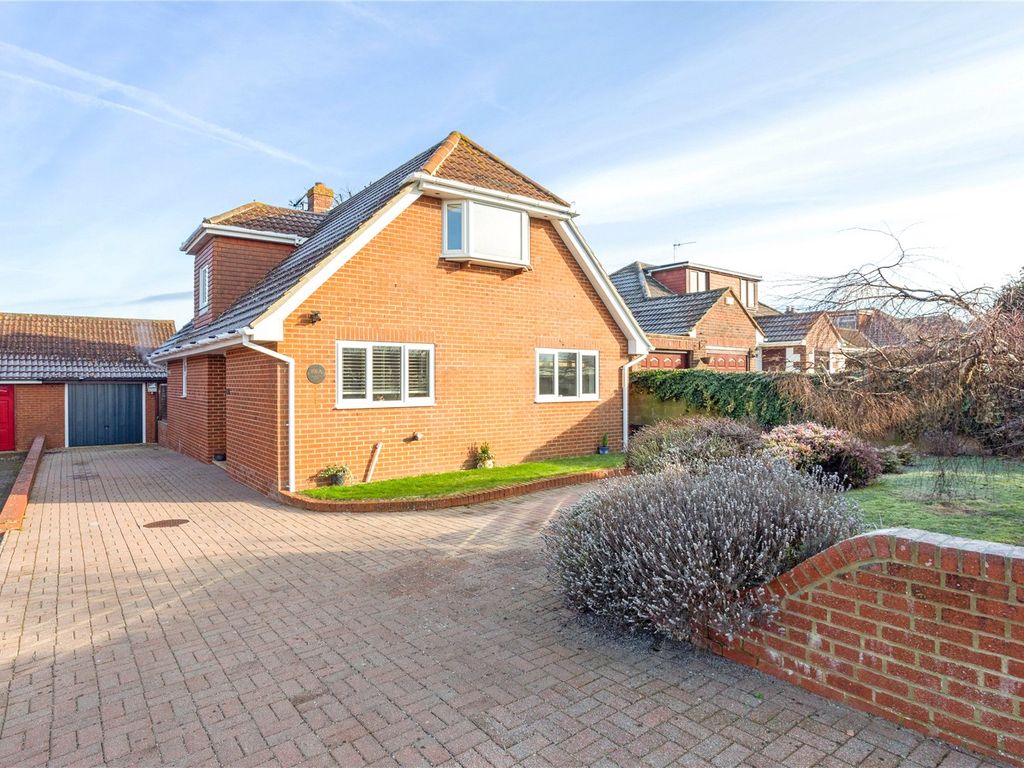 3 bed detached house for sale in East Gomeldon Road, Gomeldon